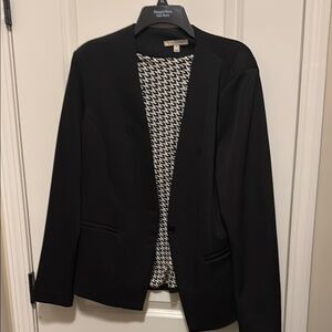 41 Hawthorn Black Sport Coat with Tailored Design
